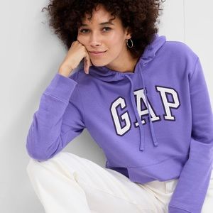 NWT Gap Logo Sweatshirt  Color: New Lilac Purple SIZE X-LARGE